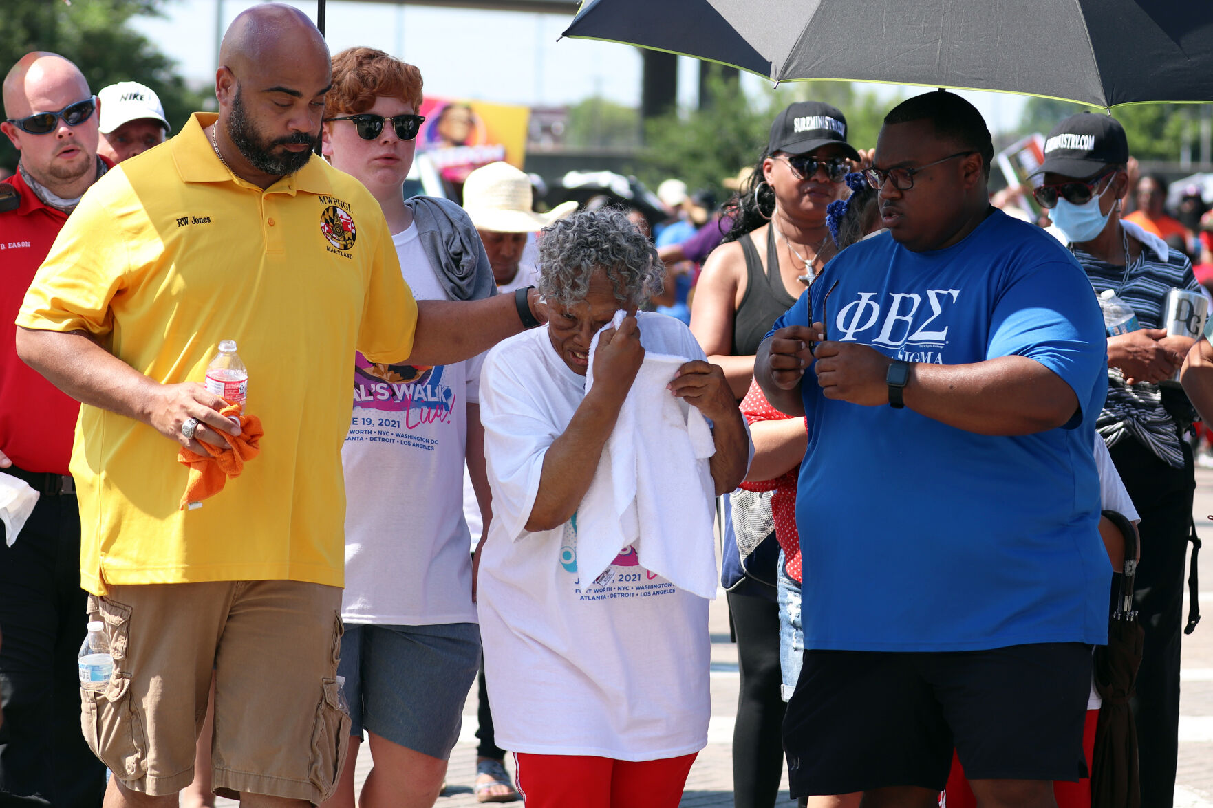 Photos: Opal Lee marches alongside hundreds to celebrate Juneteenth becoming a national holiday